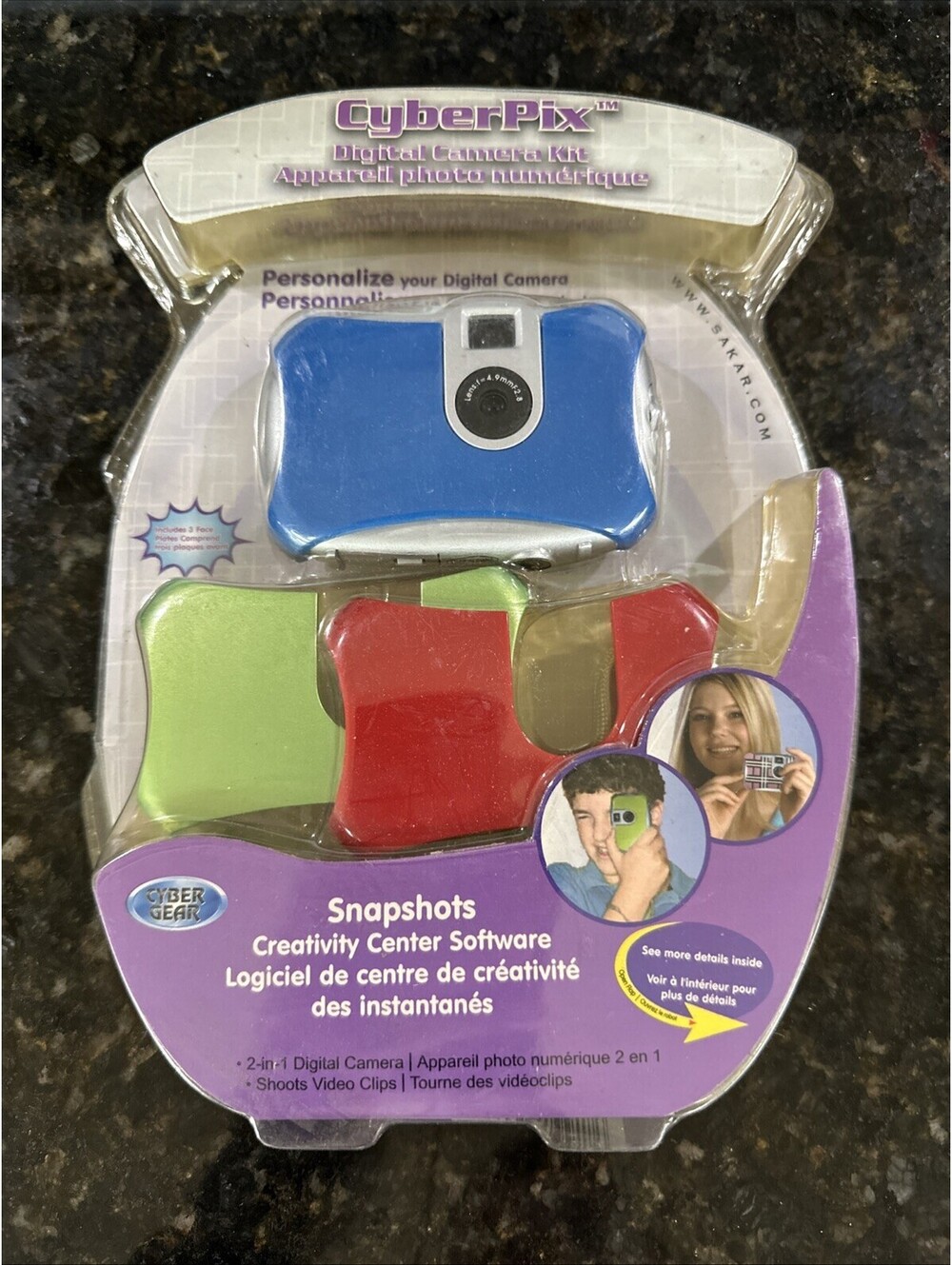 CyberPix Digital Camera Kit w/ Red Blue & Green Faceplates By Cyber Gear - NEW